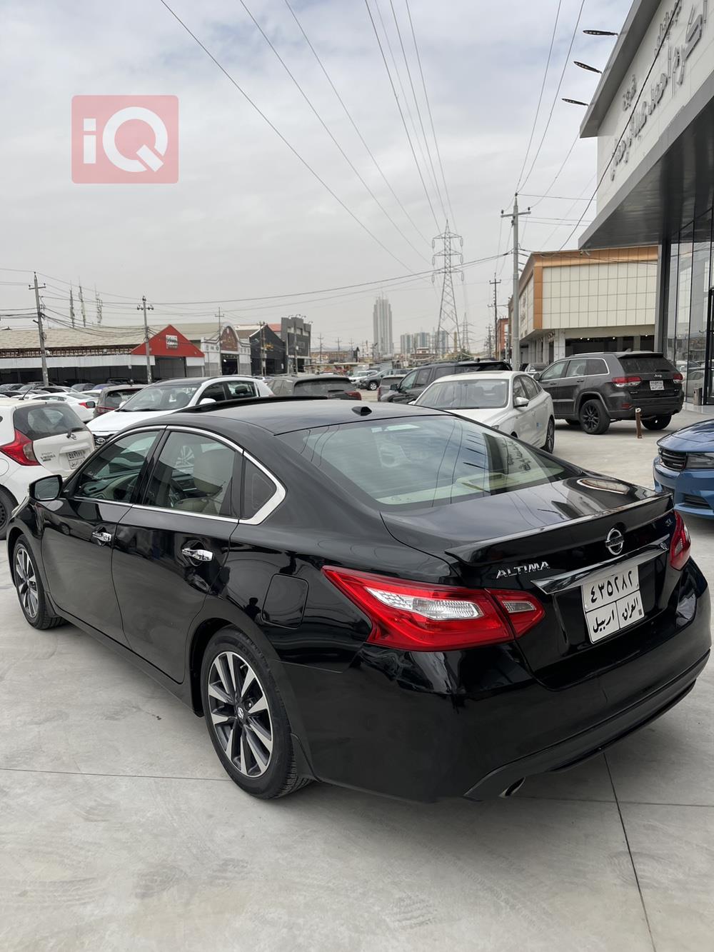 نیسان ئەلتیما